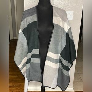 NWOT Ike Behan Black and Grey Plaid Cape/Wrap